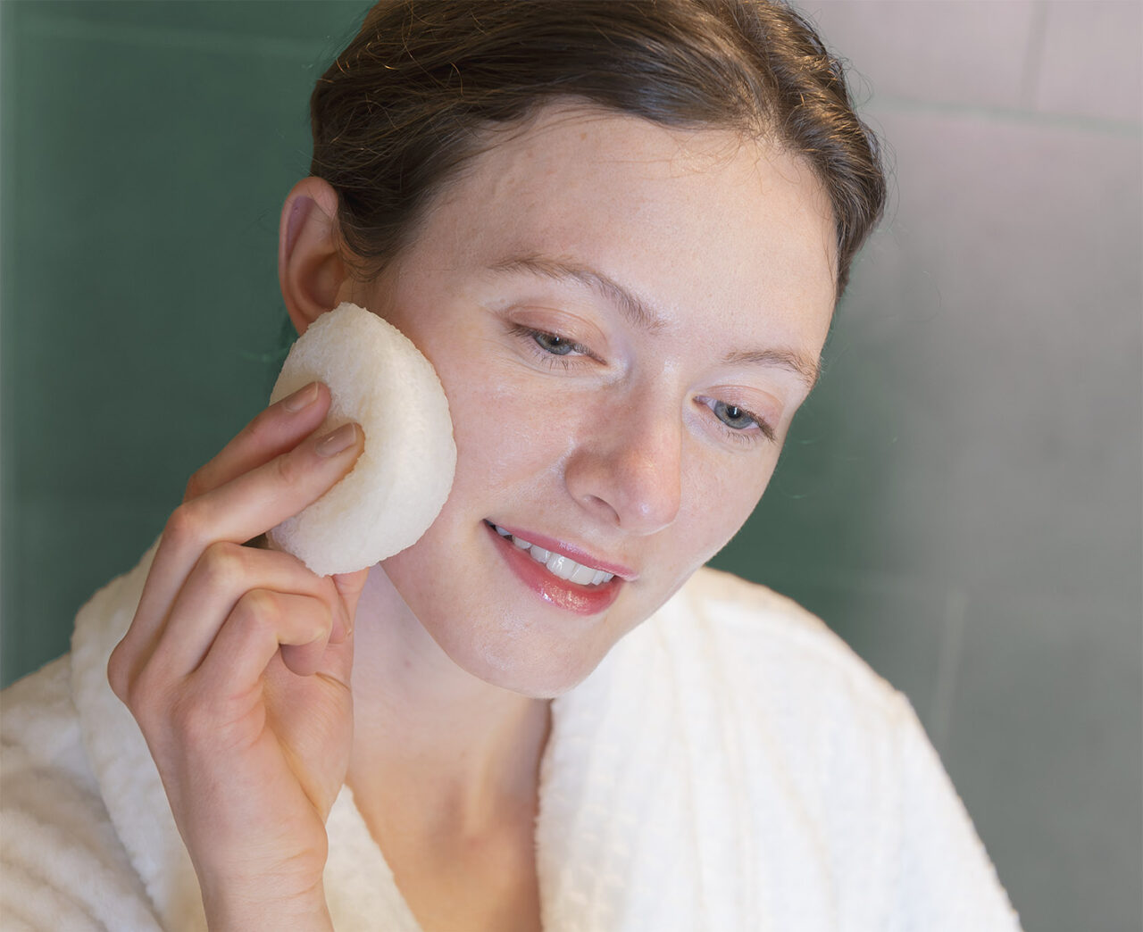 Konjac Facial Sponge Wholesale & Private Label Yamamoto Farms